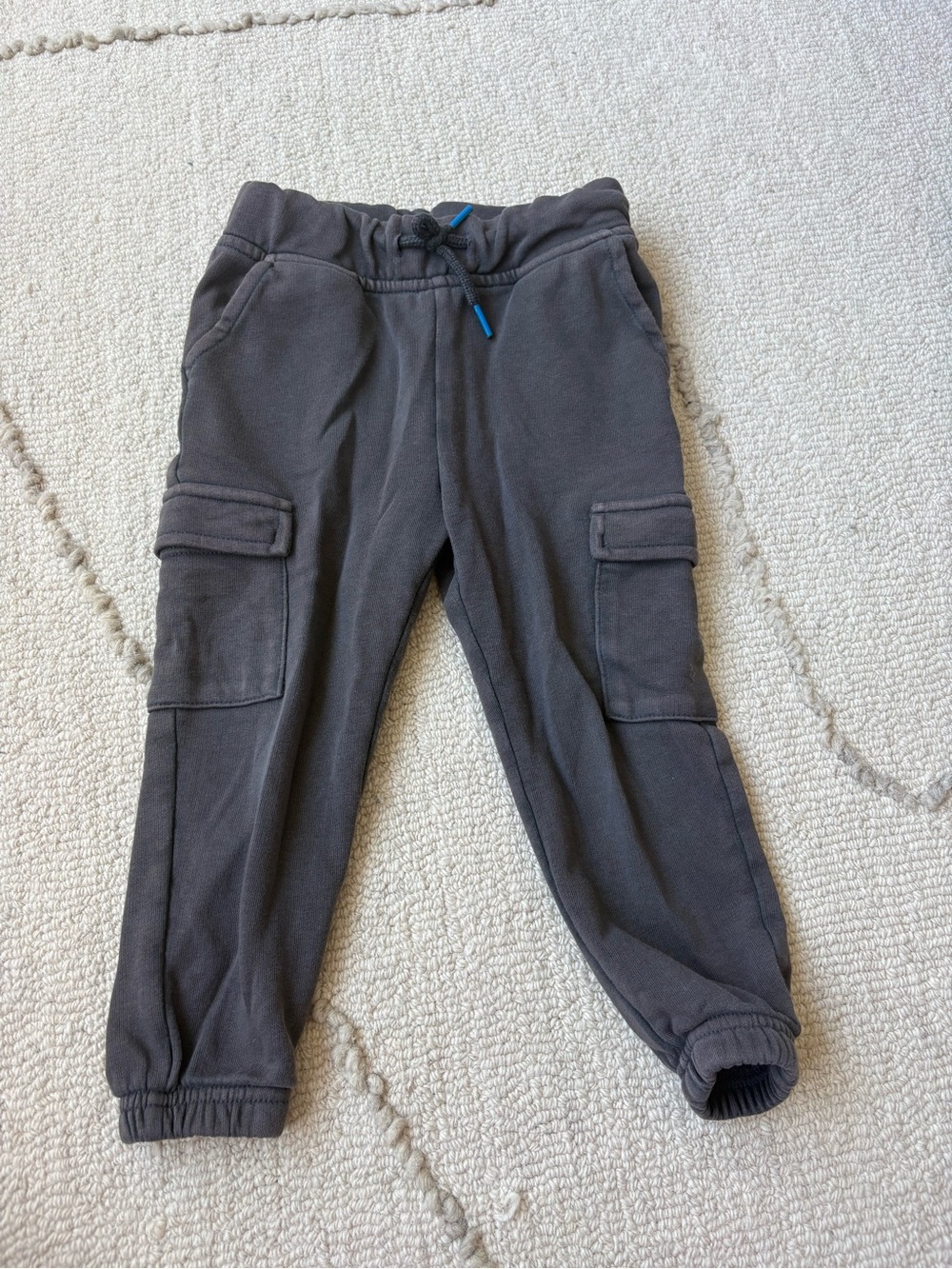 OLD NAVY | Charcoal Gray Kids Cargo Joggers - GUC